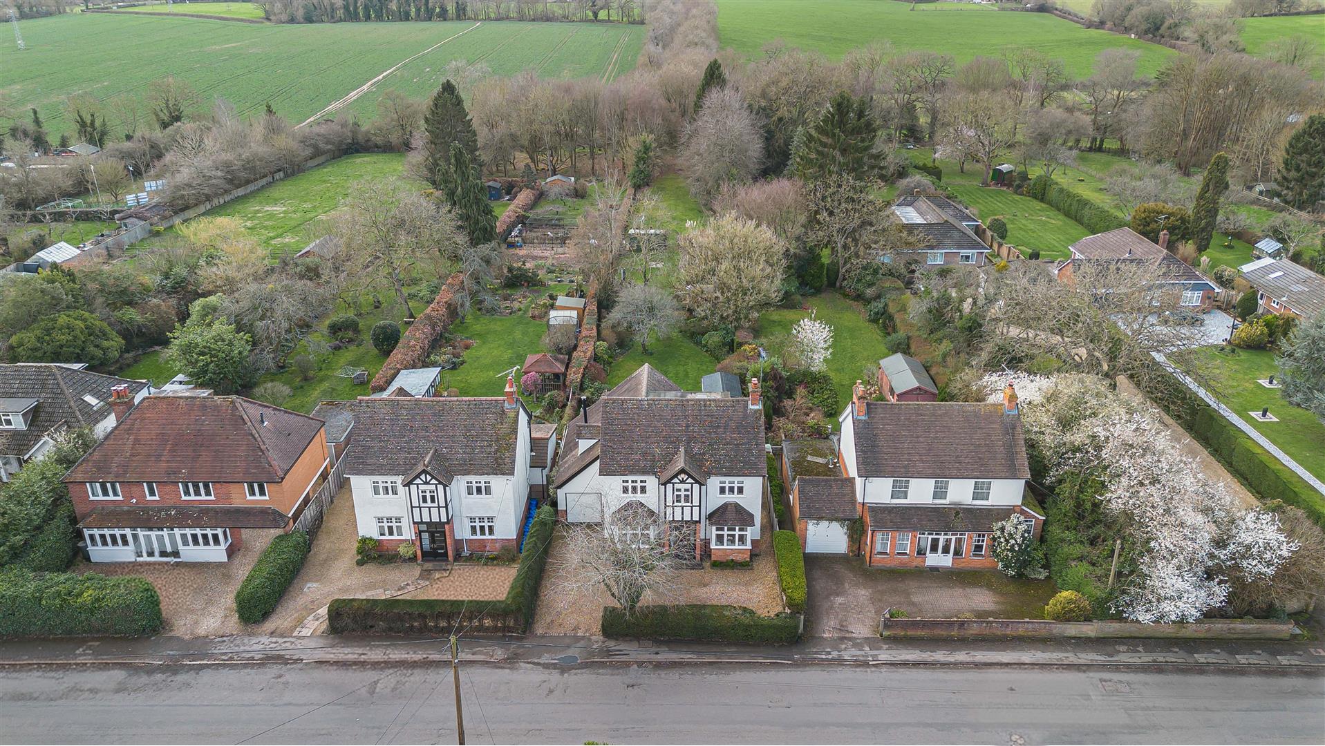 Kennylands Road, Sonning Common, Reading
